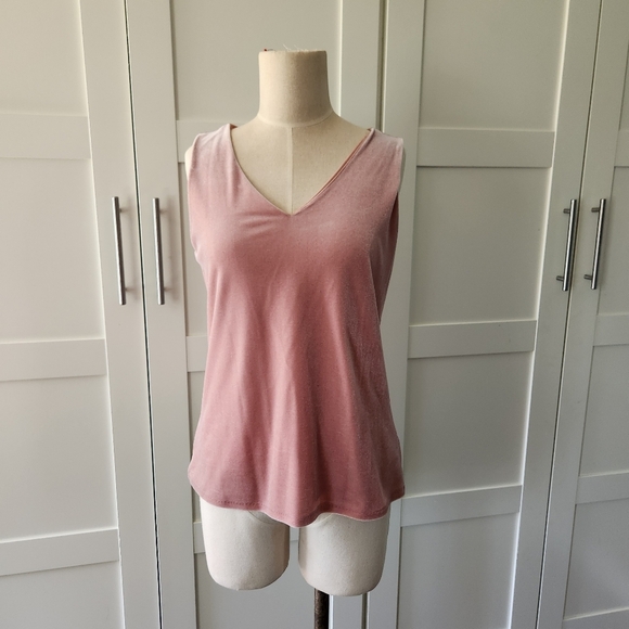 White House Black Market Small Velvet Stretch Pink V-Neck Sleeveless Top - Picture 1 of 7